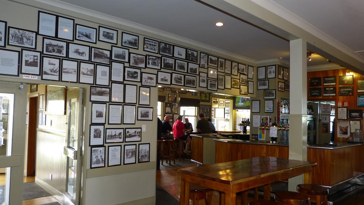 The Kentish Hotel Waiuku المظهر الخارجي الصورة