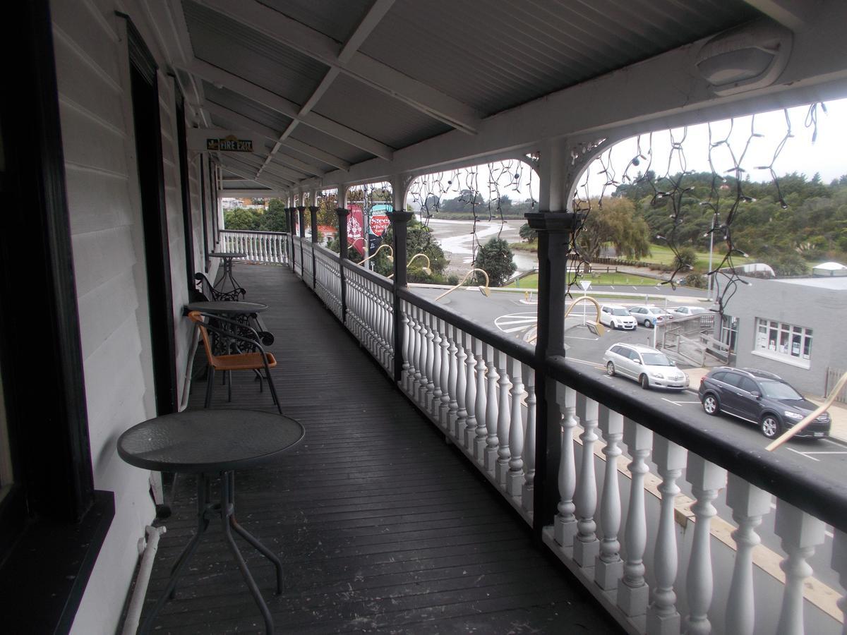 The Kentish Hotel Waiuku المظهر الخارجي الصورة