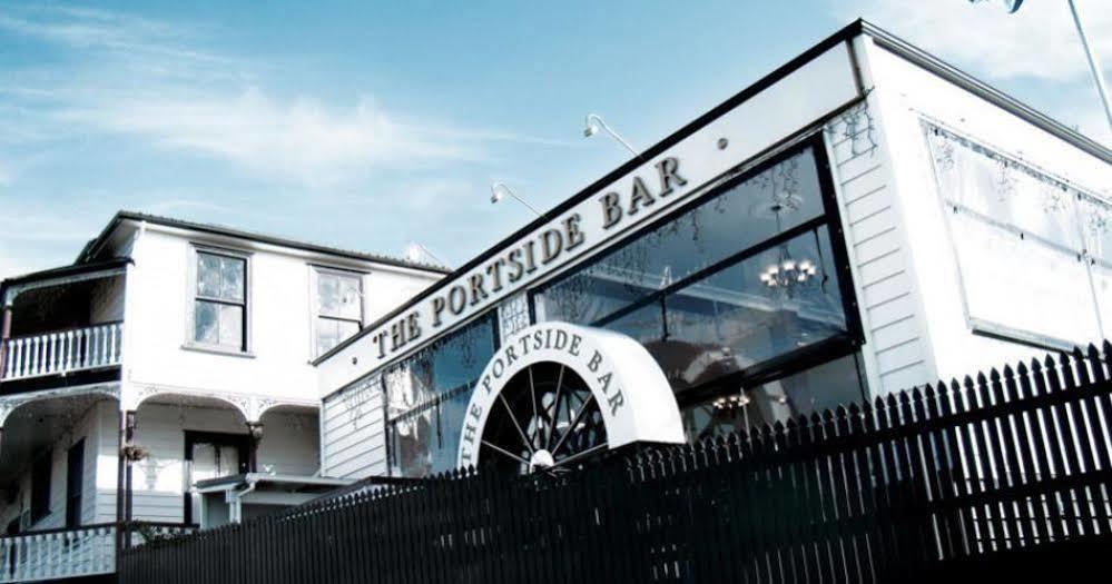 The Kentish Hotel Waiuku المظهر الخارجي الصورة