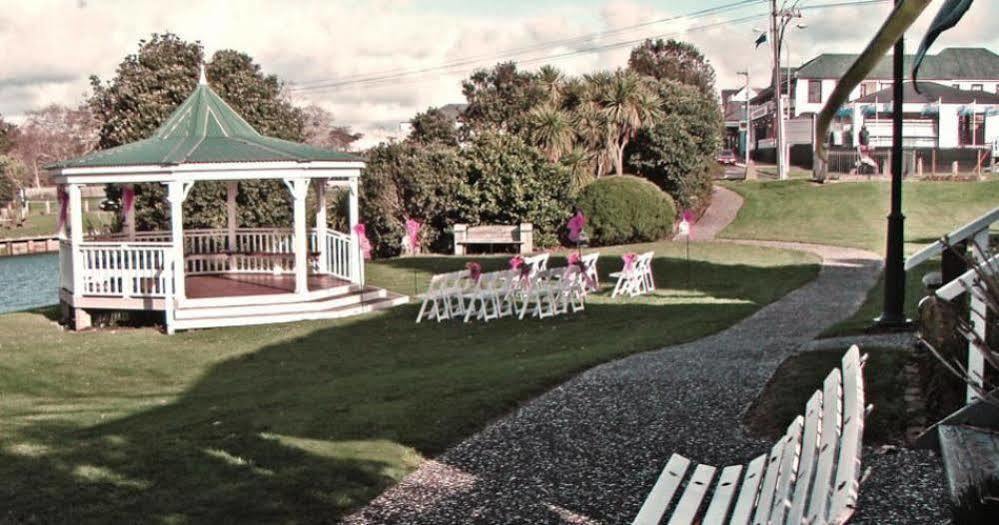 The Kentish Hotel Waiuku المظهر الخارجي الصورة